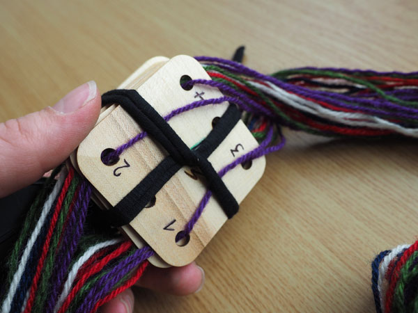 Tablet weaving-09